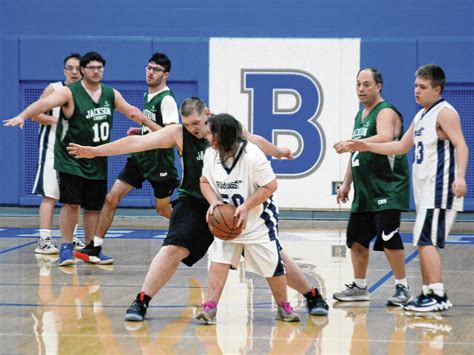 Special Olympics basketball teams compete in Hoosier Classic - Seymour ...