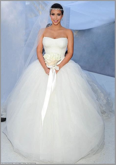 Amazing Kim Kardashian Dress Wedding in 2023 Check it out now ...