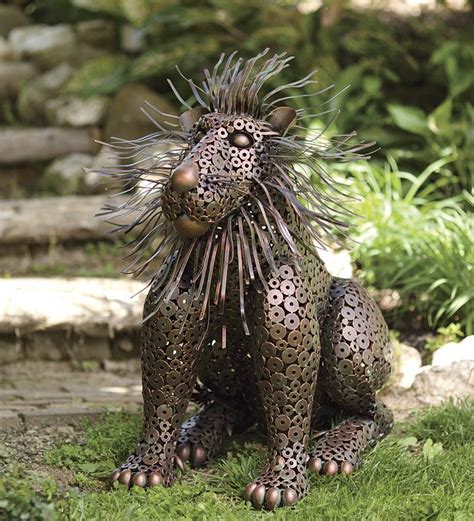 Lion Metal Yard Sculpture in Metal Yard Sculpture | Metal yard art, Yard sculptures, Metal ...