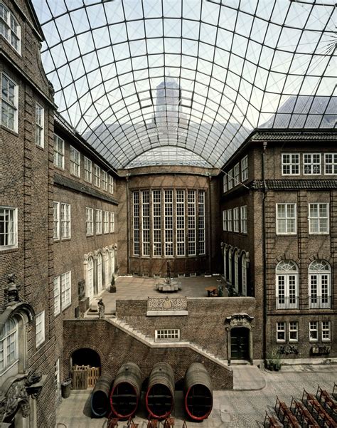 Museum of Hamburg History, Glass Roof - Projects - gmp Architekten