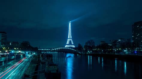 2560x1440 Resolution Eiffel Tower Light Show at Night 1440P Resolution Wallpaper - Wallpapers Den