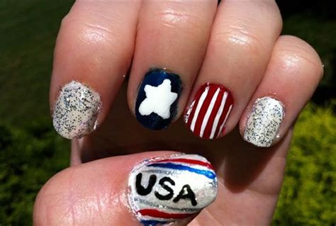 15 Interesting American Flag Inspired Nail Designs - Pretty Designs