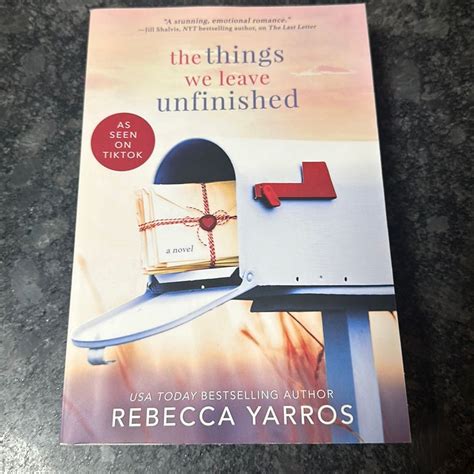 The Things We Leave Unfinished by Rebecca Yarros, Paperback | Pangobooks