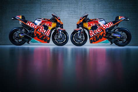 KTM unwraps 2022 factory and Tech3 MotoGP bikes