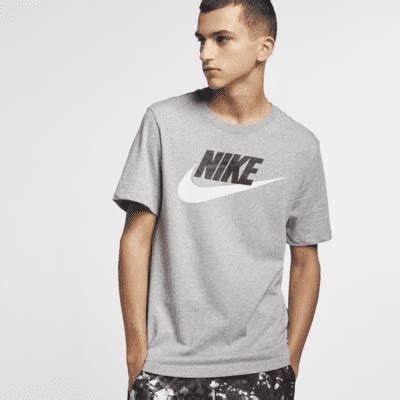 Nike Sportswear Men's T-Shirt. Nike NO