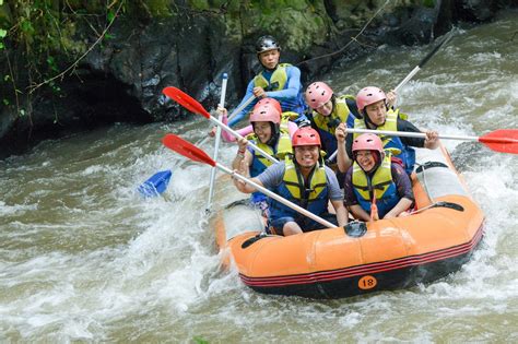 BALI WHITE WATER RAFTING - BALI TOUR