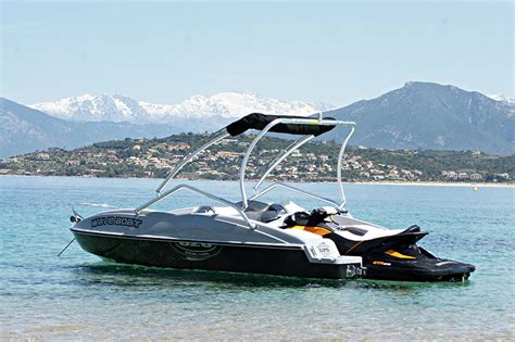 the sealver waveboat 525 is a jet-ski powered water vehicle