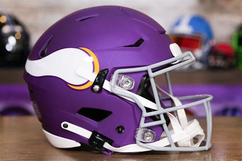 Minnesota Vikings Riddell SpeedFlex Helmet - Alternate – Green Gridiron ...