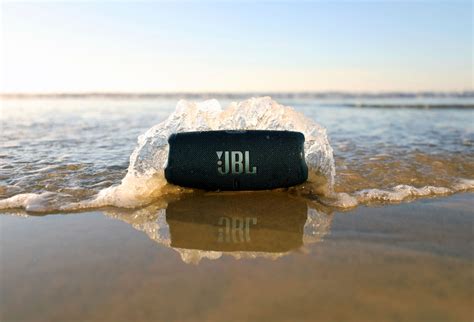 Questions and Answers: JBL CHARGE5 Portable Waterproof Speaker with ...