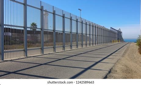 High Security Fence Usmexico Border Between Stock Photo 1242589660 ...