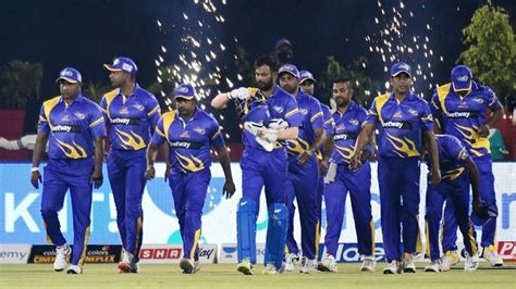 Sri Lanka Legends confident of beating Tendulkar & Co. in Road Safety World Series final - Crictoday