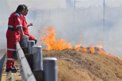 What to do if seasonal veld fires approach your home | Vaal