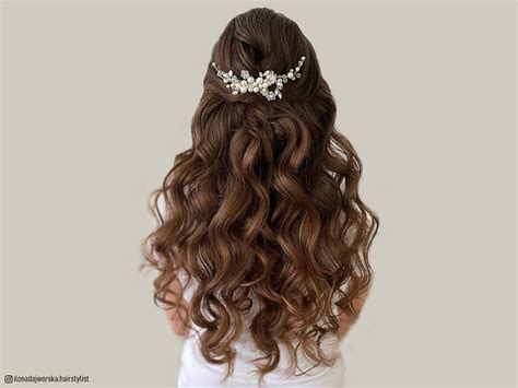 Princess Hairstyles: The 29 Most Charming Ideas