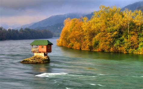 The Unbelievable Story Behind The Drina House - Serbia.com