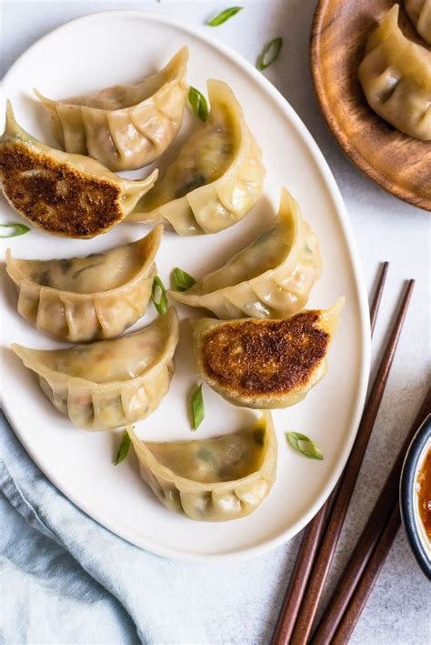 How to Make Potstickers | Recipe | Vegetarian potstickers recipe, Potstickers, Recipes