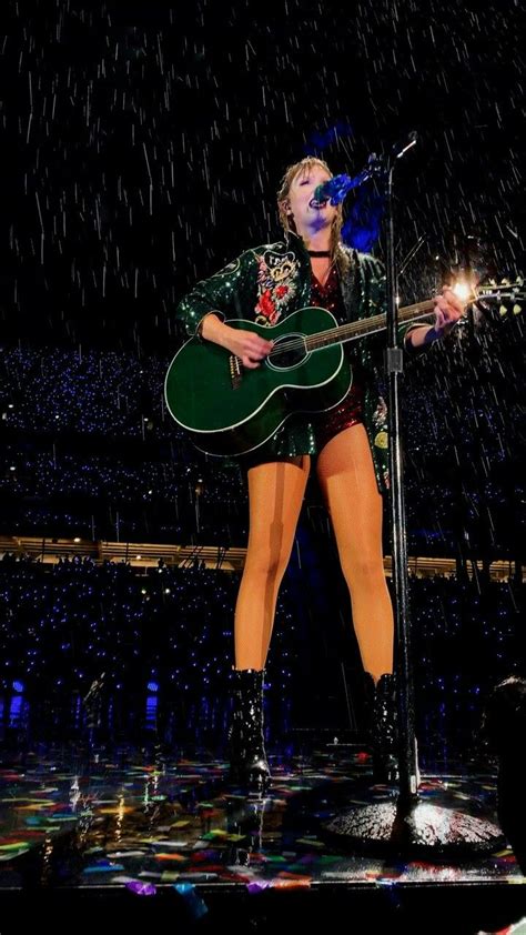 In the rain for reputation | Taylor swift concert, Taylor swift ...