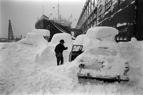 A March Blizzard in New York City: See Incredible Photos of the Snowy Streets of 1956 ~ Vintage ...