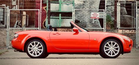 Mazda MX5 Convertible Red – Star Cars Agency