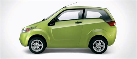 Mahindra Reva slashes E2O electric car price in India by 1.7 lakh rupees; Rider Inside