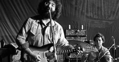 Rolling Stone lists 20 of the best Grateful Dead live shows every ...