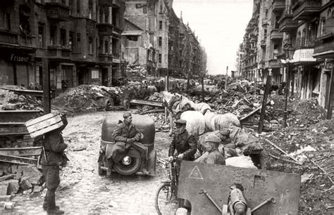 Vintage: historic photos of The Battle of Berlin (1945) | MONOVISIONS ...