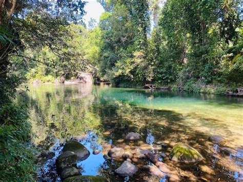 REVIEW: Swimming at the Babinda Boulders | WITH PHOTOS