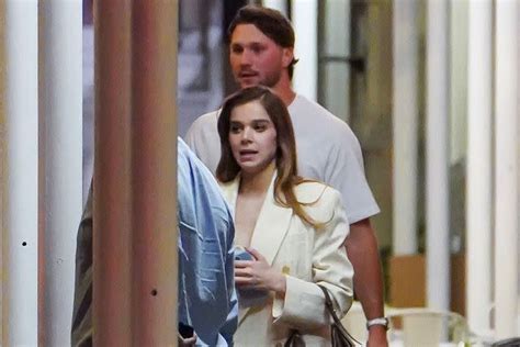 Hailee Steinfeld, Josh Allen 'Getting to Know Each Other': They'll 'See ...