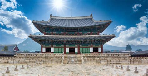 Gyeongbok Palace in Seoul City, Gyeongbokgung Palace Landmark of Seoul ...