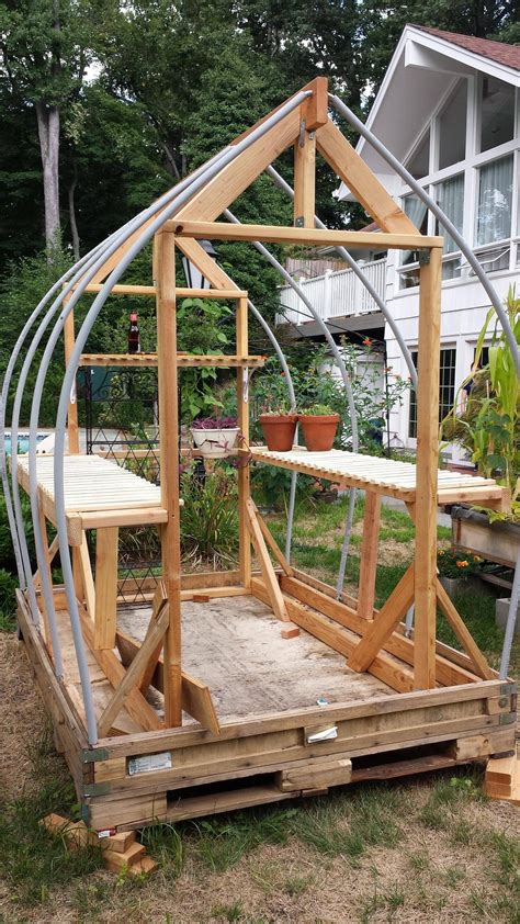 Diy Greenhouse - 16 Awesome Diy Greenhouse Projects With Tutorials For ...