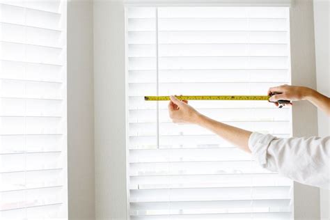 How to Measure Inside-Mount Window Blinds