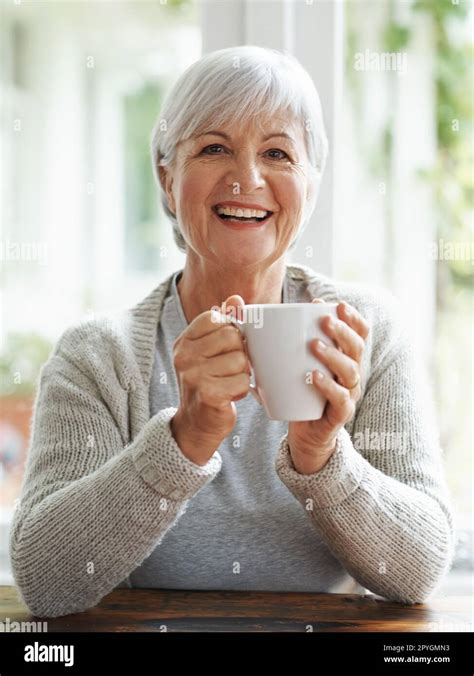 Coffee laughing table hi-res stock photography and images - Alamy