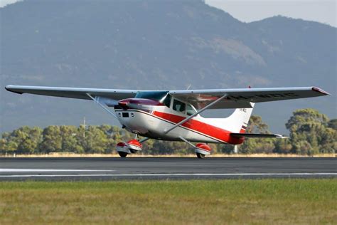 Cessna 182 - Price, Specs, Photo Gallery, History - Aero Corner