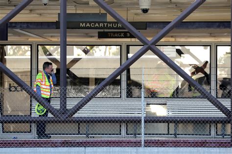 Oakland: MacArthur BART reopens after person killed by train