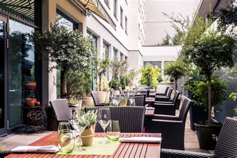 Courtyard by Marriott Munich City Center - poser une option gratuitement