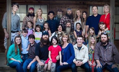 Duck Dynasty Season 5 finale: Phil Robertson and brother-in-law Gordon duck hunting contest