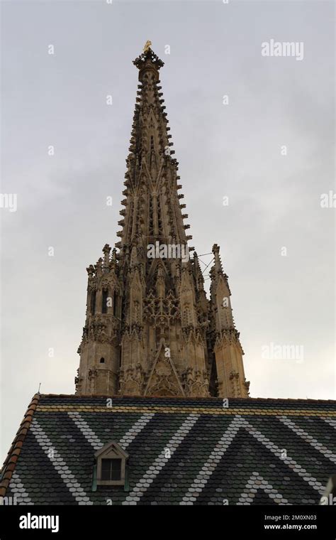 St Stephen's Cathedral, Stephansplatz, Vienna Stock Photo - Alamy