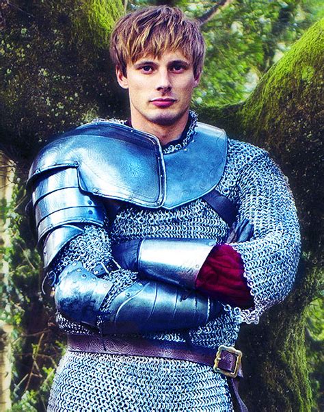 Arthur Pendragon: How to Make Chainmail Chic - Arthur and Gwen Photo (33096581) - Fanpop