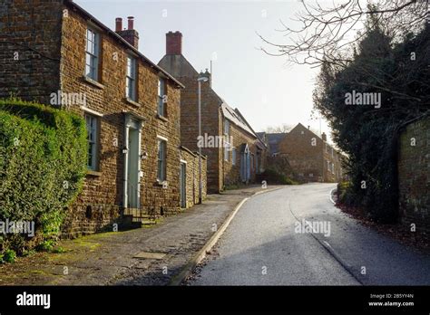 British Countryside Houses High Resolution Stock Photography and Images ...