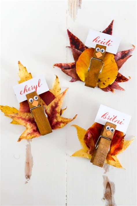 Easy Turkey Place Card Holders - Hey, Let's Make Stuff