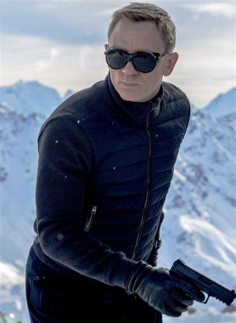 James Bond Austria Spectre Jacket | James bond outfits, Bond outfits, James bond suit