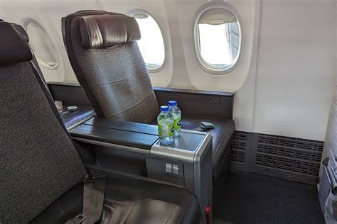 Review: Air Canada Business Class (737 MAX 8) | Frugal Flyer