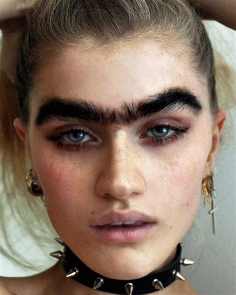 The “Unibrow Movement” is the latest disturbing Instagram beauty trend | Eyebrow trends, Beauty ...