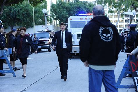 Bones Behind the Scenes - Bones Photo (18714601) - Fanpop