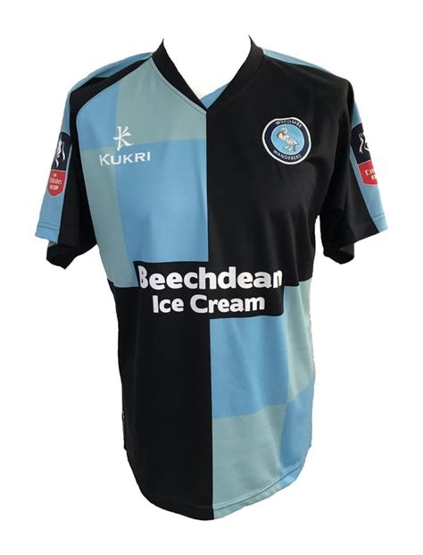 Wycombe Wanderers 2015-16 Home Kit