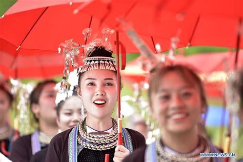 People of Zhuang ethnic group celebrate traditional diving festival in ...