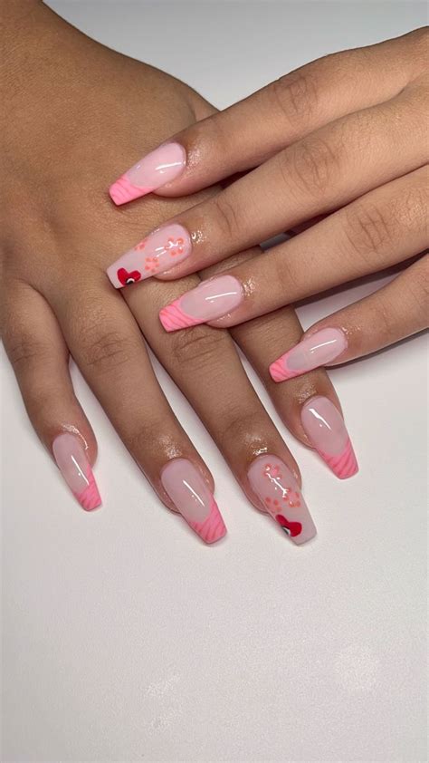 Bad bunny nails in 2022 | Bunny nails, Nails, Fall nail trends