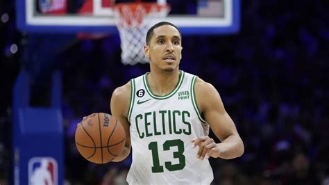 Malcolm Brogdon suffered arm injury in Game 1 of Celtics-Heat (report ...