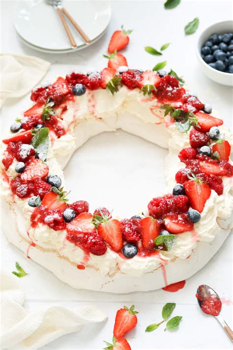 Mary Berry Pavlova (Christmas Wreath) - My Morning Mocha