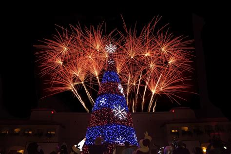 Christmas at The Fairmont Scottsdale Princess; All you need to know about the best family event ...