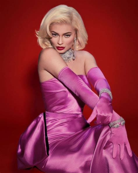 Kylie Jenner Marilyn Monroe Style Photoshoot